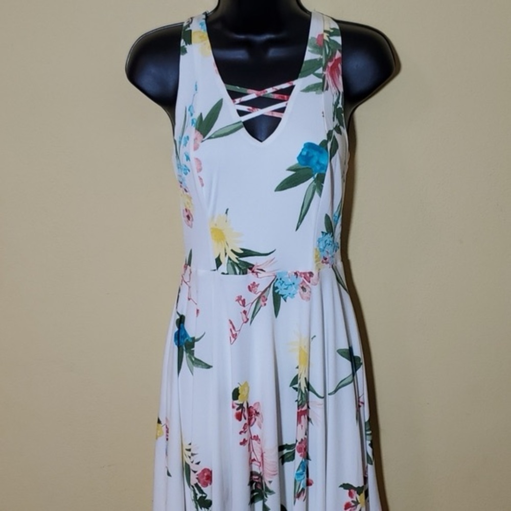 Candie's White Floral Midi Dress